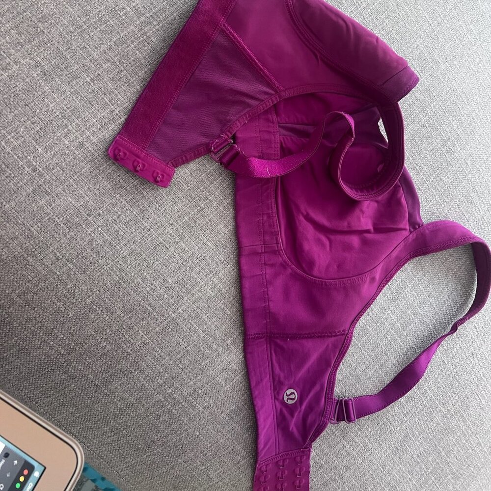 Lululemon Athletica Oxygen Bra